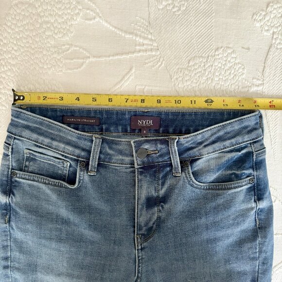 NYDJ Marilyn Straight Cropped Jeans - Picture 8 of 9